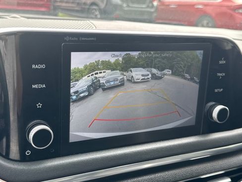 Used 2021 Hyundai Sonata SEL w/ Convenience Package FWD image 17