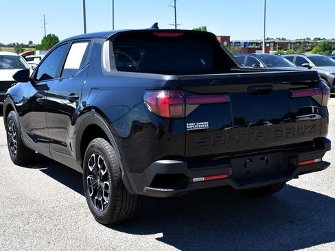 Used 2024 Hyundai Santa Cruz SEL FWD image 4