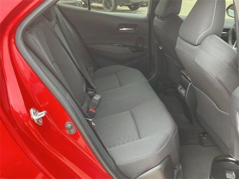 Used 2025 Toyota Corolla SE image 12