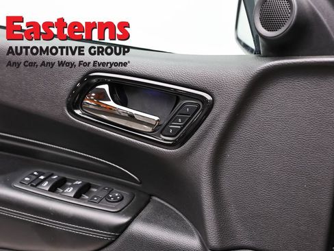 Used 2022 Dodge Durango GT w/ Blacktop Package AWD/4WD image 21