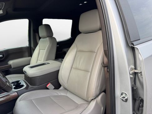 Used 2020 Chevrolet Silverado 1500 RST AWD/4WD image 9