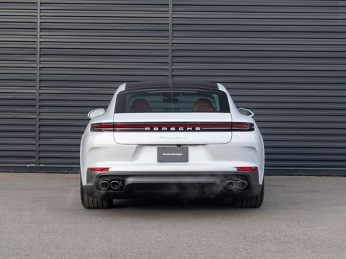New 2026 Porsche Panamera 4 image 7