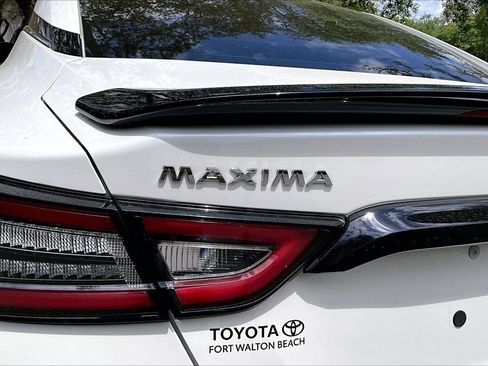 Used 2023 Nissan Maxima SR w/ Sport Mat Group FWD image 27