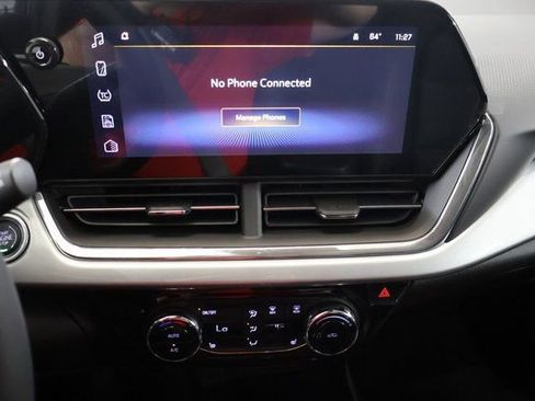 New 2026 Chevrolet Trax LT w/ Driver Confidence Package FWD image 17