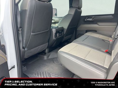 Used 2024 Chevrolet Silverado 2500 ZR2 w/ ZR2 Bison Edition AWD/4WD image 9