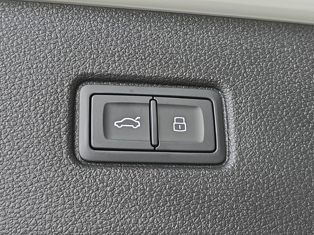 New 2026 Audi Q7 3.0T Premium Plus AWD/4WD image 23