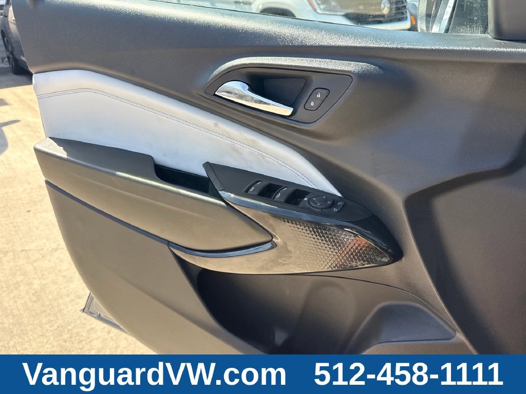 Used 2026 Chevrolet Trax LT FWD image 24