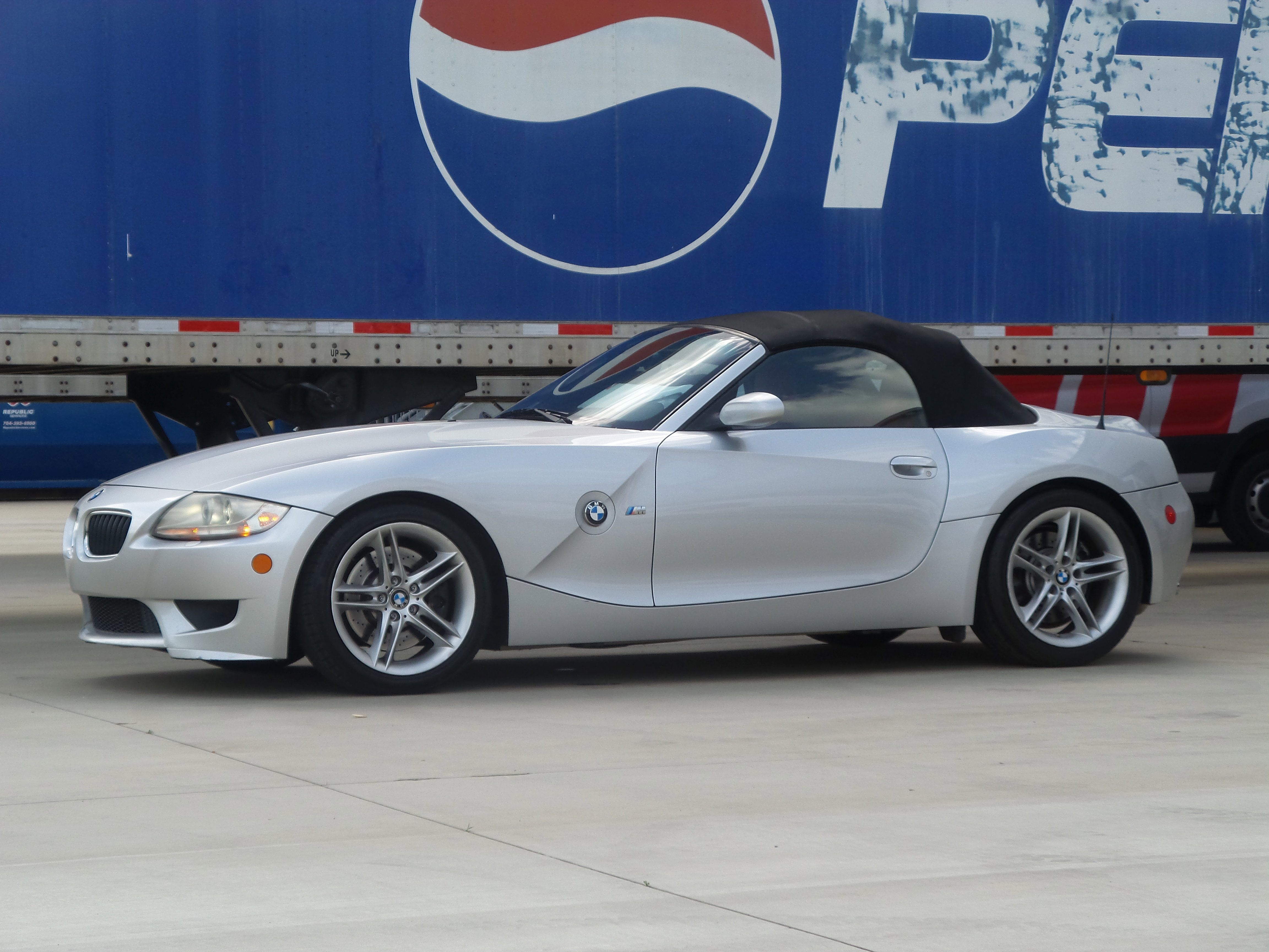 Used 2006 BMW M Roadster M 2dr Roadster RWD image 1