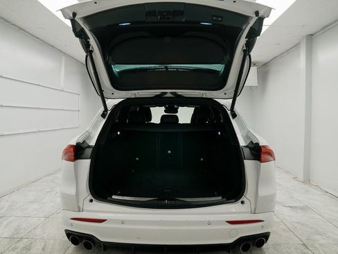 Used 2024 Maserati Grecale GT image 33