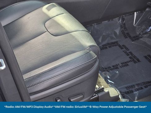 Used 2020 Hyundai Santa Fe SEL w/ Convenience + Premium Package AWD/4WD image 12