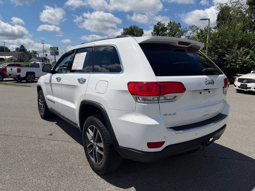 Certified 2017 Jeep Grand Cherokee Limited AWD/4WD image 3