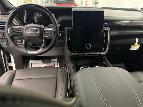 New 2026 GMC Yukon Elevation RWD image 14