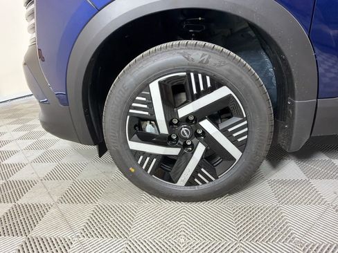 New 2026 Nissan Kicks SV w/ SV Premium Package FWD image 10