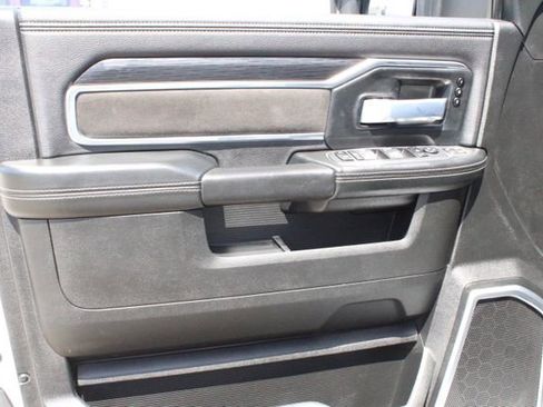 Used 2024 RAM 2500 Laramie w/ Night Edition AWD/4WD image 19