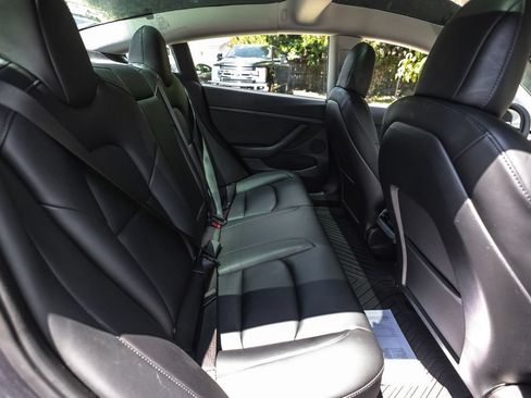 Used 2022 Tesla Model 3 RWD image 26