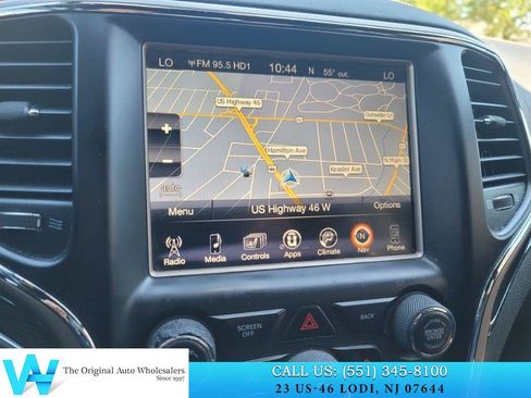 Used 2014 Jeep Grand Cherokee Overland AWD/4WD image 21