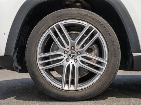 Used 2022 Mercedes-Benz GLS 450 4MATIC image 20