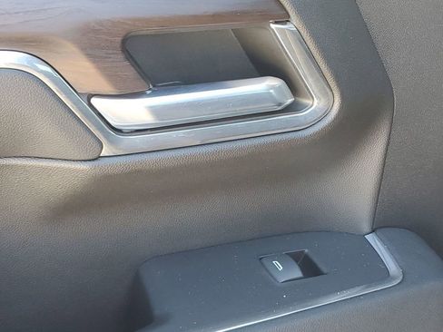 Used 2023 GMC Sierra 1500 SLT w/ X31 Off-Road Package image 47