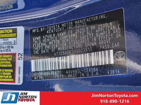 Used 2025 Toyota Camry SE w/ Multimedia Upgrade Package image 34