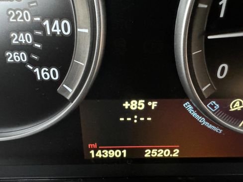 Used 2014 BMW 535d xDrive image 21