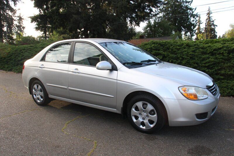 Used 2008 Kia Spectra EX FWD image 2