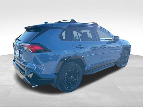 Used 2025 Toyota RAV4 SE AWD/4WD image 5