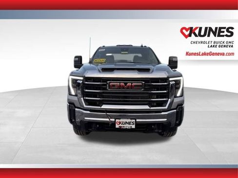 New 2026 GMC Sierra 3500 SLE w/ SLE Value Package image 10