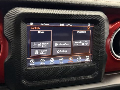 Used 2018 Jeep Wrangler Unlimited Rubicon w/ Safety Group AWD/4WD image 3
