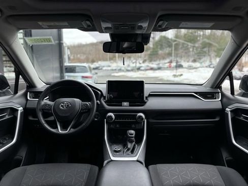 Used 2023 Toyota RAV4 XLE w/ Convenience Package image 25