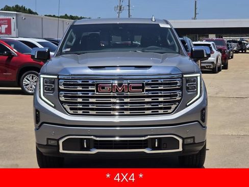 New 2026 GMC Sierra 1500 Denali w/ Denali Reserve Package AWD/4WD image 3