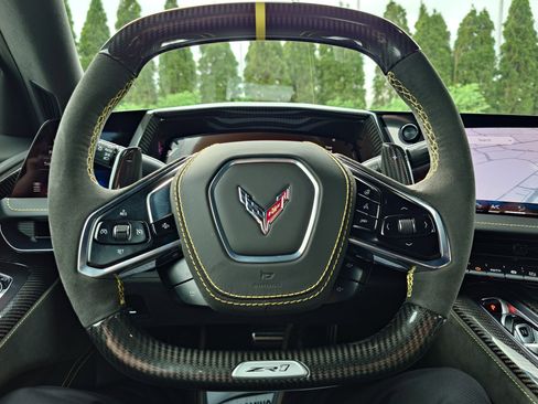 Used 2026 Chevrolet Corvette ZR1 w/ Stealth Interior Trim Package image 18