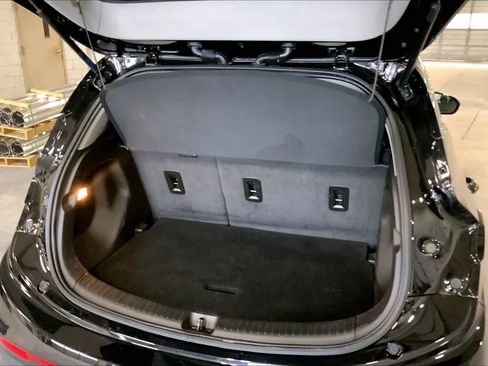 Used 2023 Chevrolet Bolt LT w/ Driver Confidence Package FWD image 31