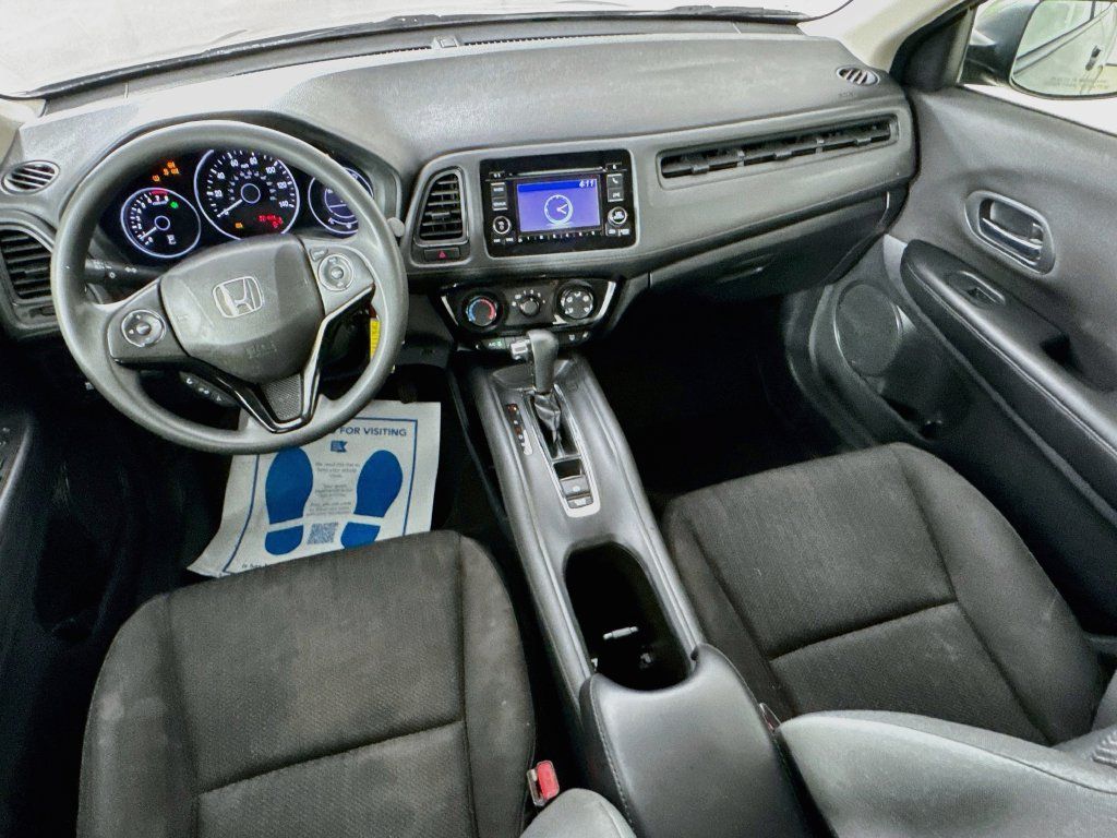 Used 2018 Honda HR-V LX image 27