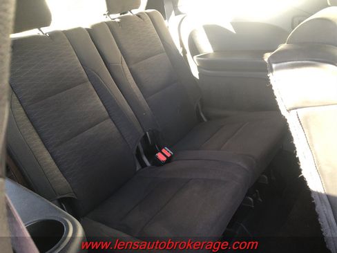 Used 2019 Dodge Durango SXT image 21