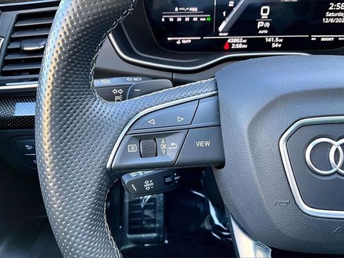 Used 2022 Audi SQ5 Premium Plus image 11