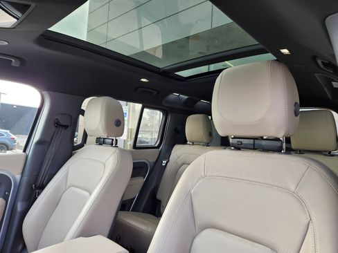 Certified 2023 Land Rover Defender 110 S image 11