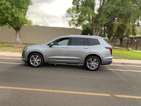 Used 2024 Cadillac XT6 Premium Luxury AWD/4WD image 14