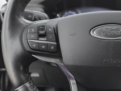 Certified 2020 Ford Explorer Platinum w/ Premium Technology Package image 25