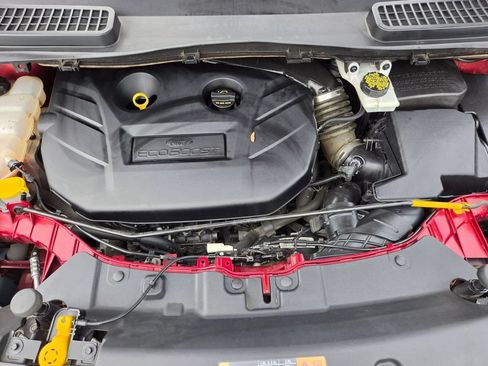Used 2015 Ford Escape SE AWD/4WD image 32