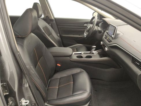 Used 2022 Nissan Altima 2.5 SR FWD image 21