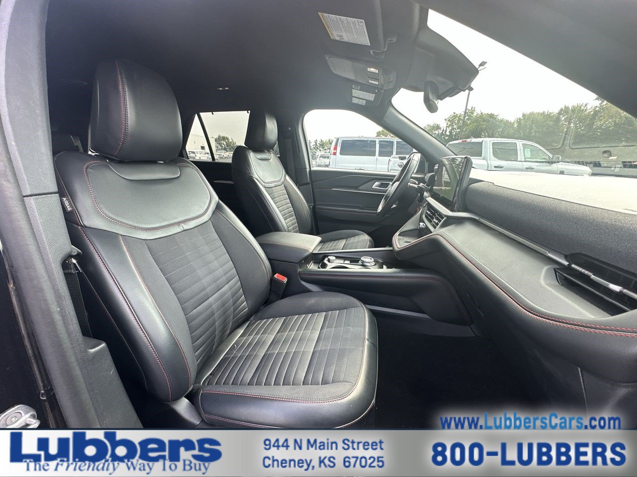 Used 2025 Ford Explorer ST-Line w/ Premium Package RWD image 23