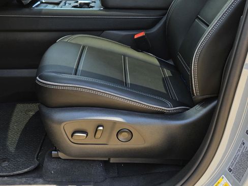 New 2025 GMC Sierra EV Denali image 13