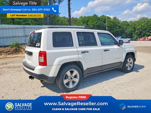 Used 2015 Jeep Patriot Sport FWD image 4