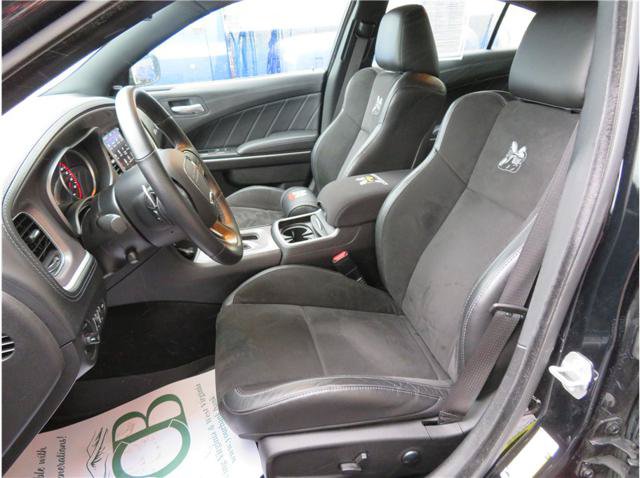 Used 2022 Dodge Charger Scat Pack w/ Plus Group RWD image 4