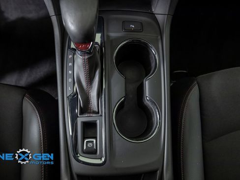 Used 2023 Chevrolet Equinox RS FWD image 21