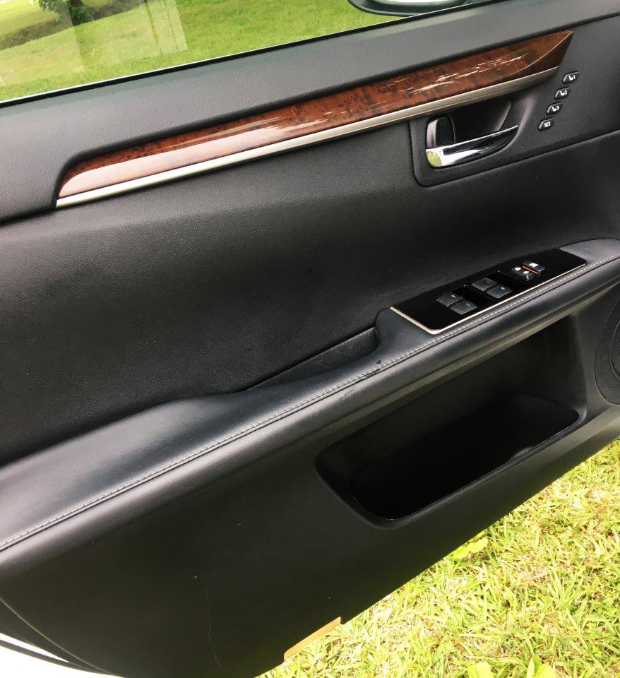 Used 2016 Lexus ES 350 w/ Luxury Package w/Wood Trim FWD image 11