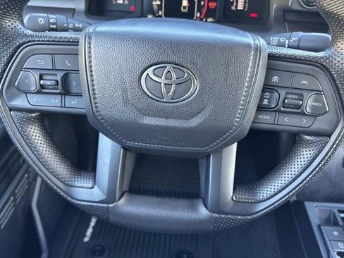 Certified 2025 Toyota Tacoma SR5 image 22