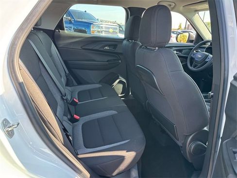 Used 2023 Chevrolet TrailBlazer LS image 18