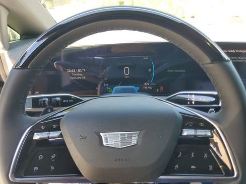New 2026 Cadillac Optiq Luxury 1 image 9