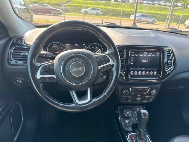 Used 2019 Jeep Compass Limited AWD/4WD image 13